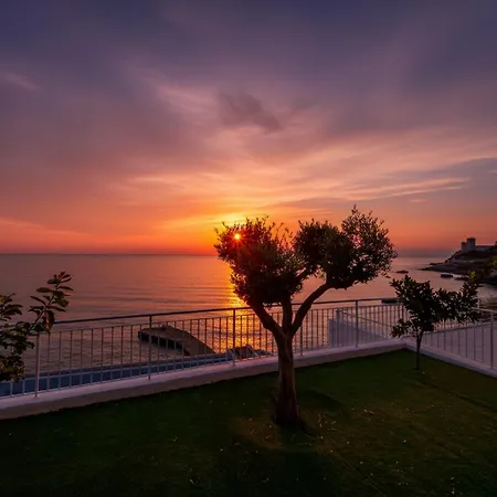 White Coral With Sea Access & Shared Pool Apartamento Santa Flavia