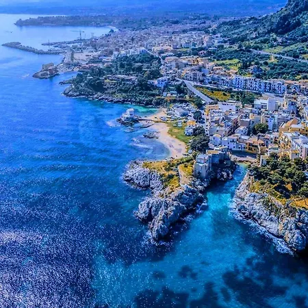 White Coral With Sea Access & Shared Pool Santa Flavia