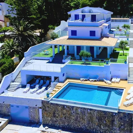 White Coral Exclusive Waterfront Shared Infinity Pool & Private Sea Access * Santa Flavia