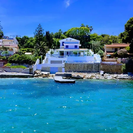 公寓 White Coral With Sea Access & Shared Pool *